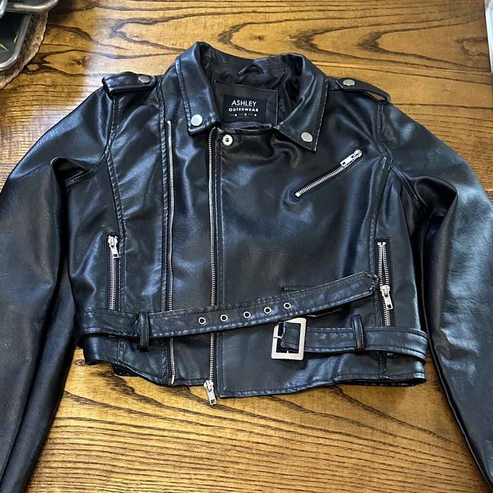 Ashley By 26 International Women's Black Leather Biker Jacket